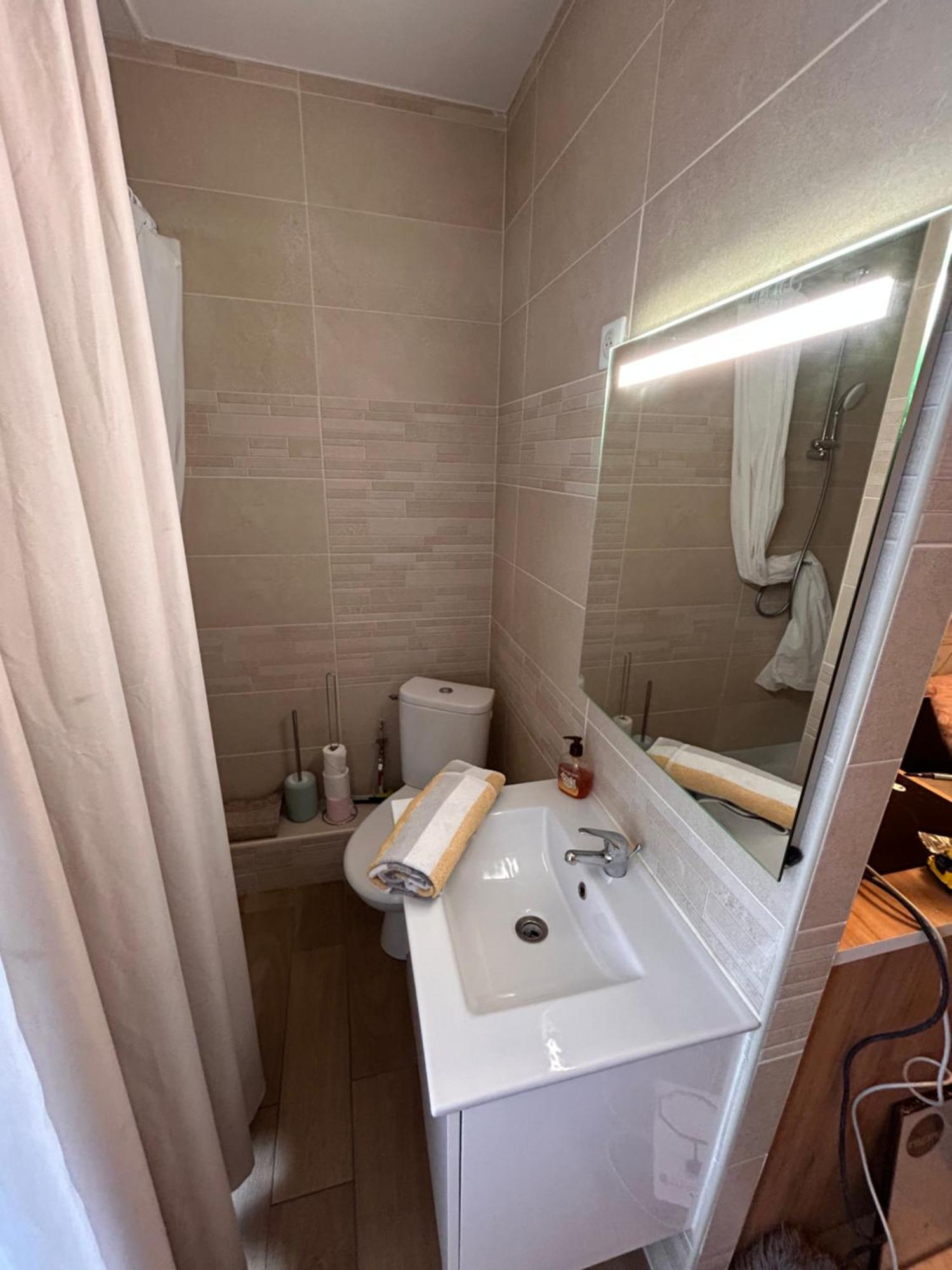 Magnifique Neuf Avec Balcon Apartment Laxou